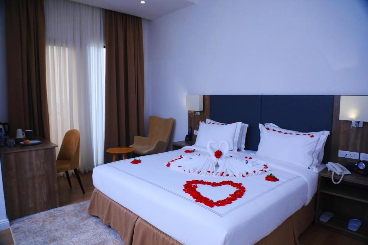 Elmos Hotel Addis Abeba Exterior foto