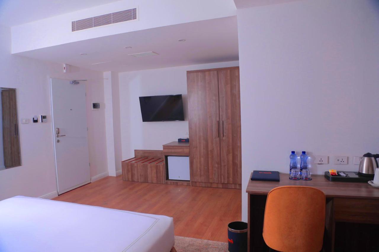Elmos Hotel Addis Abeba Exterior foto