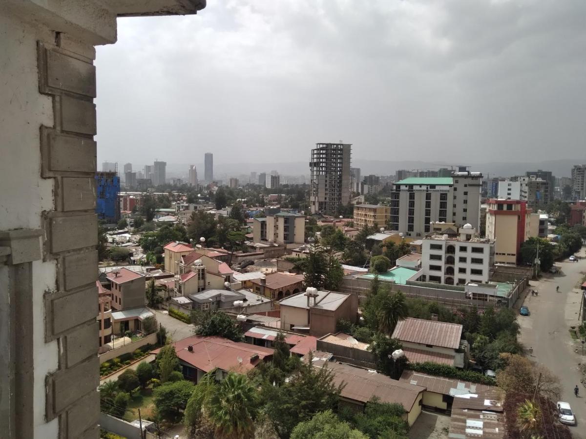 Elmos Hotel Addis Abeba Exterior foto